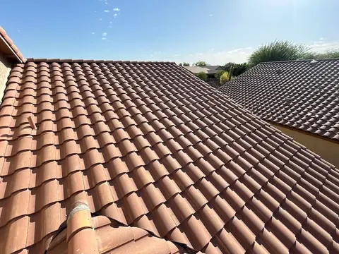 Concrete tile roof on a Phoenix home